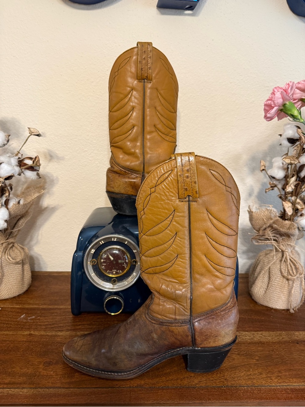 Vintage Women’s Brown Leather Cowboy Boots Western Ranch Riding  8 M 704403 W729